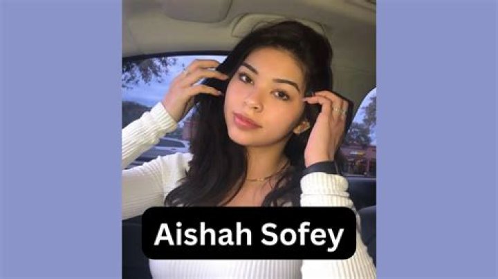 Aishah Sofey: The Buzz Surrounding The Leak Pics