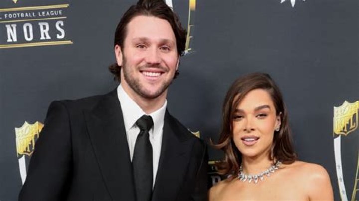 Hailee Steinfeld's Dating History: Past Relationships, Current Boyfriend, And More