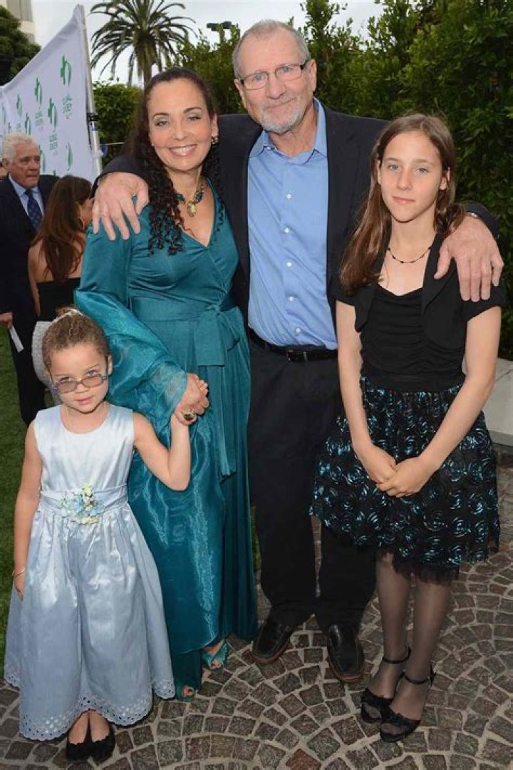 The Matrimonial Life Of Ed O'Neill: A Glance Into His Marriage