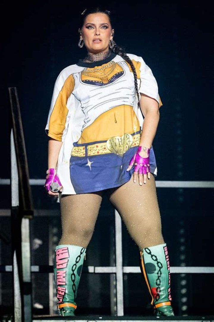 Unraveling The Mystery: Did Nelly Furtado Gain Weight?