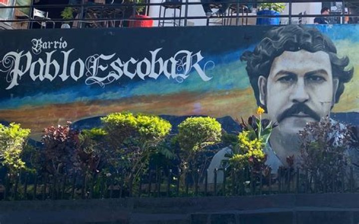 Unraveling The Wealth Of A Notorious Drug Lord: What Is Pablo Escobar's Net Worth?