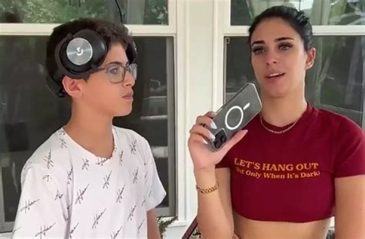 Unveiling Camilla Araujo: The Telegram Sensation