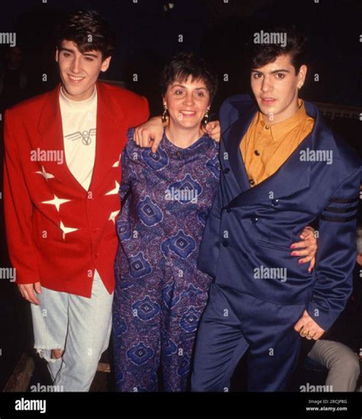 Unveiling The Mystery: Who Is Jordan Knight's Mom?