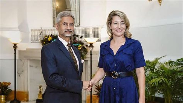 Unveiling The Mystery: Who Is Melanie Joly's Husband?