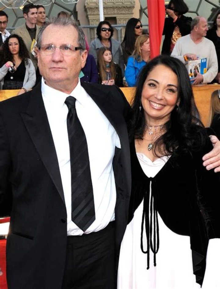 Who Is Ed O'Neill's Wife? Fact Check On His Marital Status